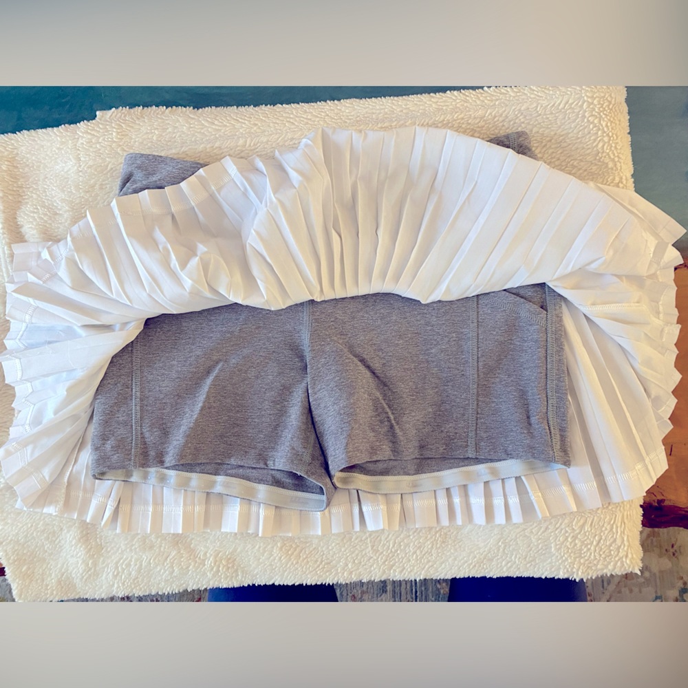 Lululemon pleated tennis skirt/skort